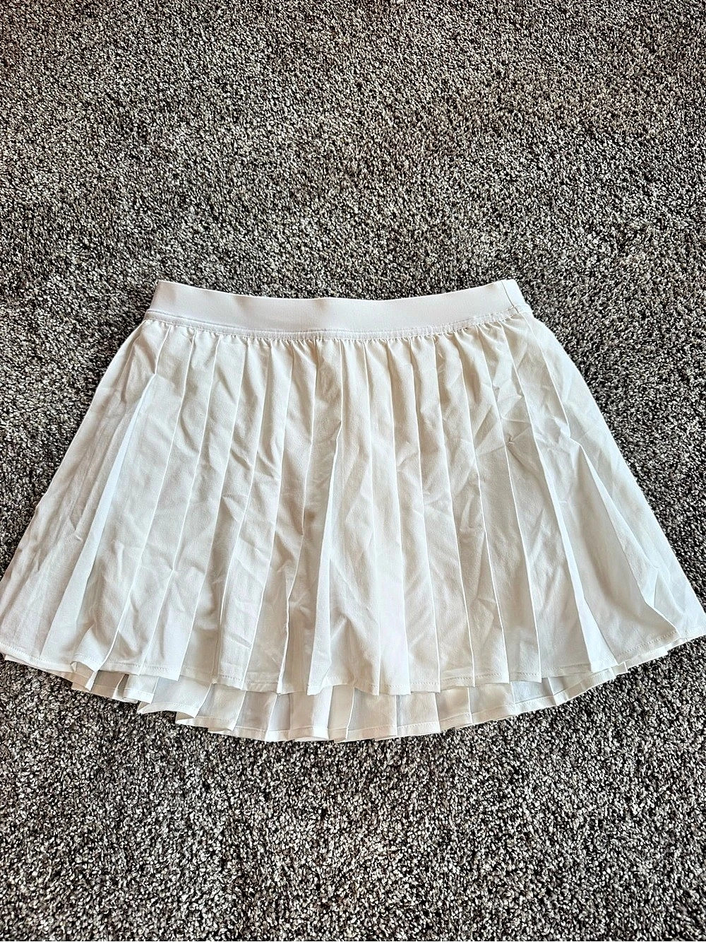 lululemon Court Rival High-Rise Skirt Pleated Mini Skirt in White Like New